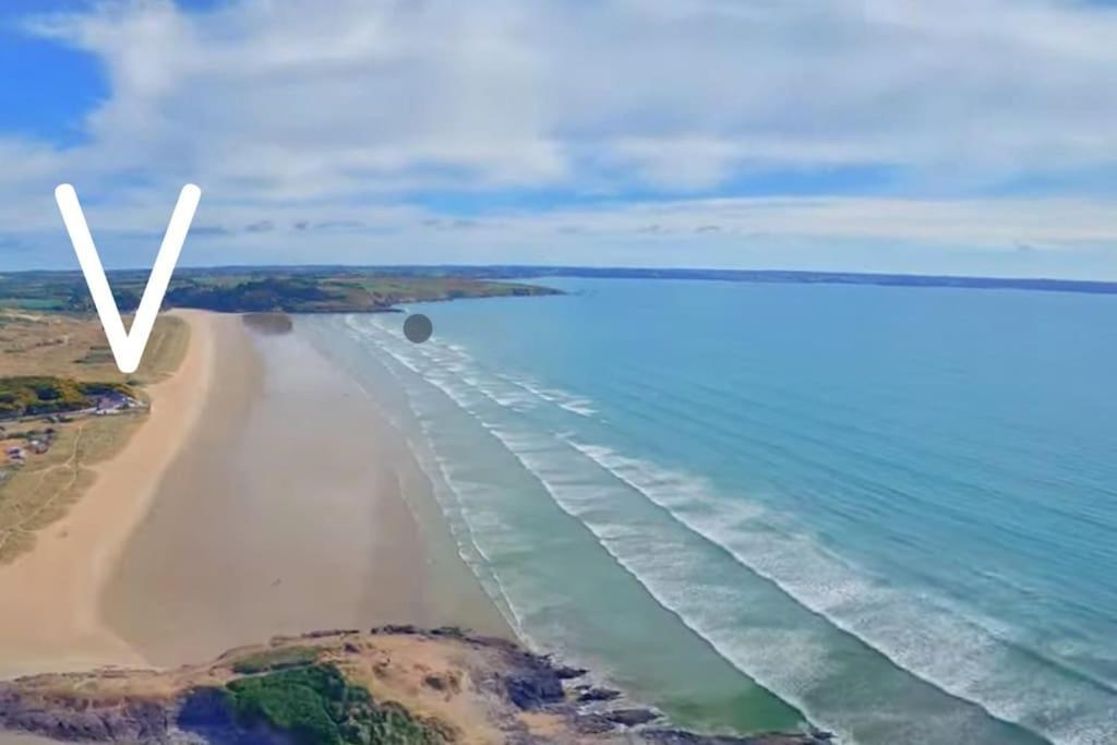 Appartement Pour 3 Personnes Sur La Plage Les Pieds Dans Leau 플로니버즈포르자이 외부 사진